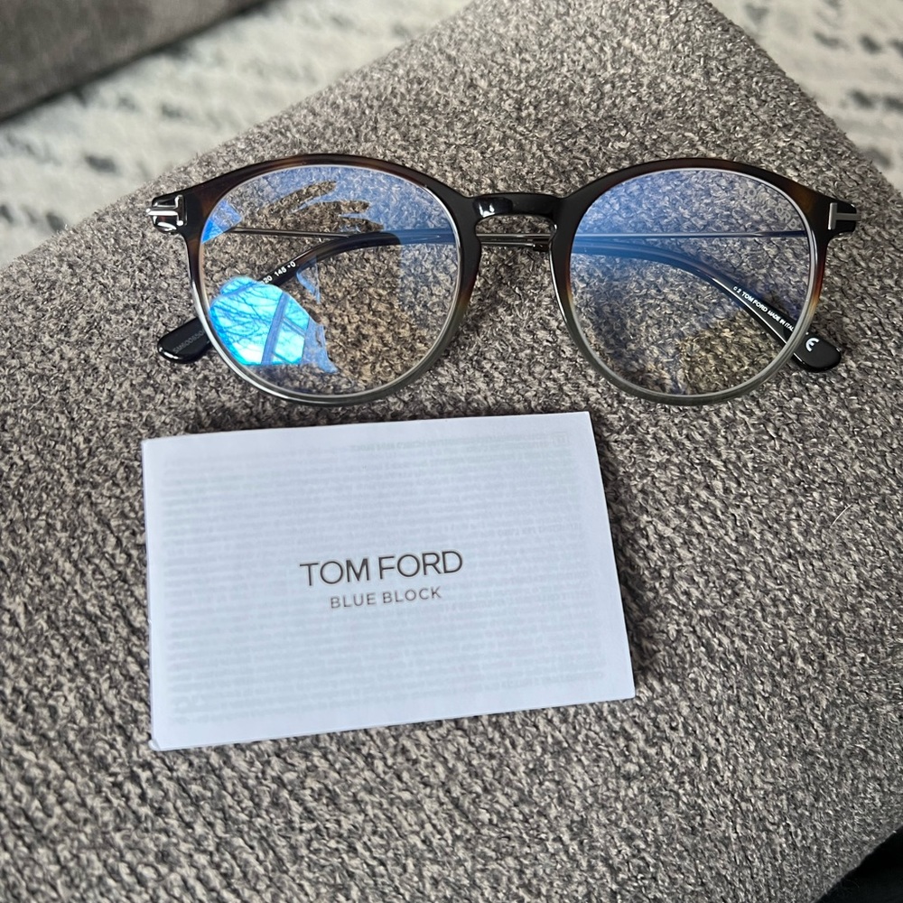 Tom Ford TF5759-B blue blocker glasses